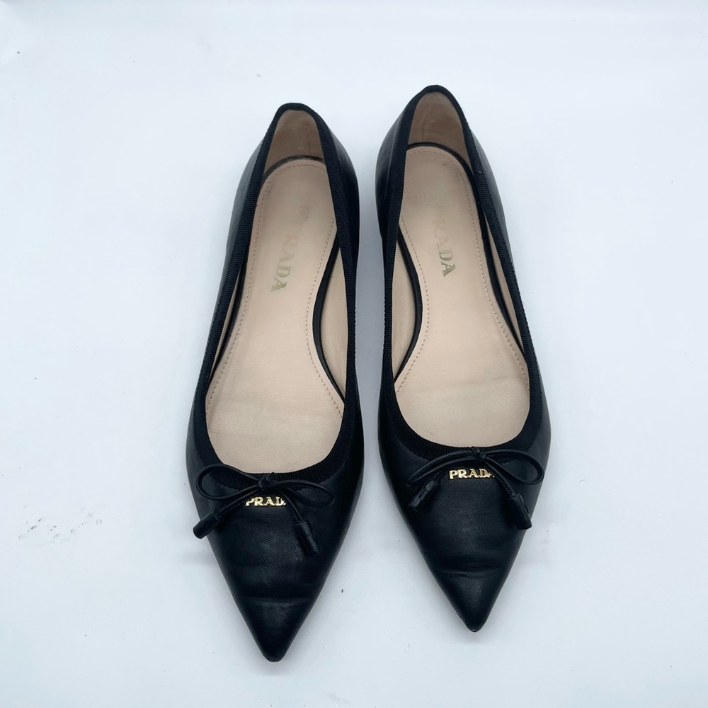 Prada Black leather pointed toe ballet flats 37.5